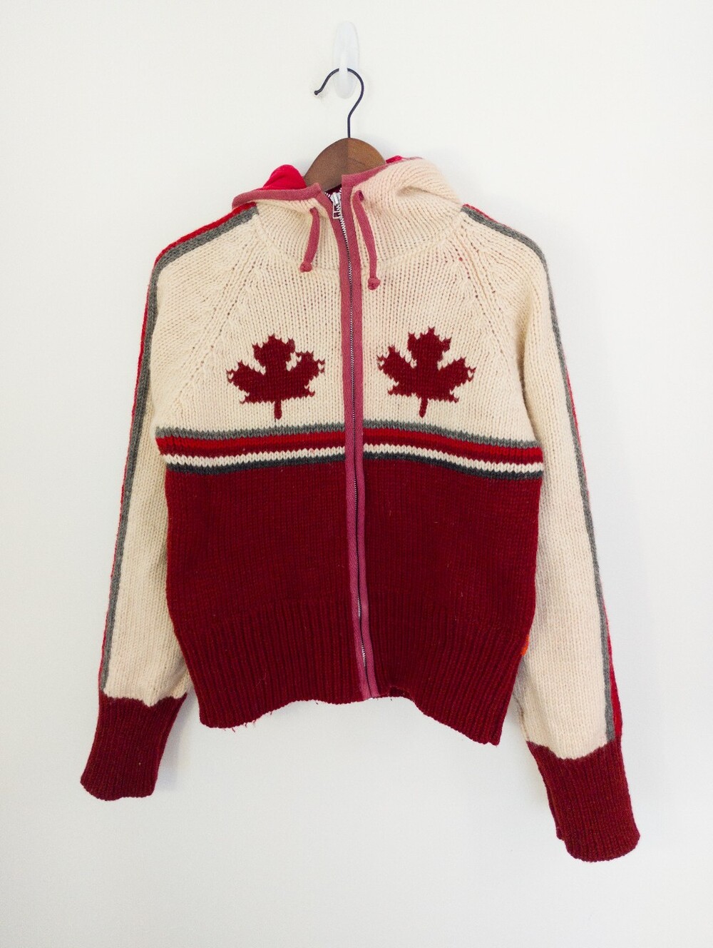 Delux Heavy Knit Cowichan Style Wool Cardigan Size XL
